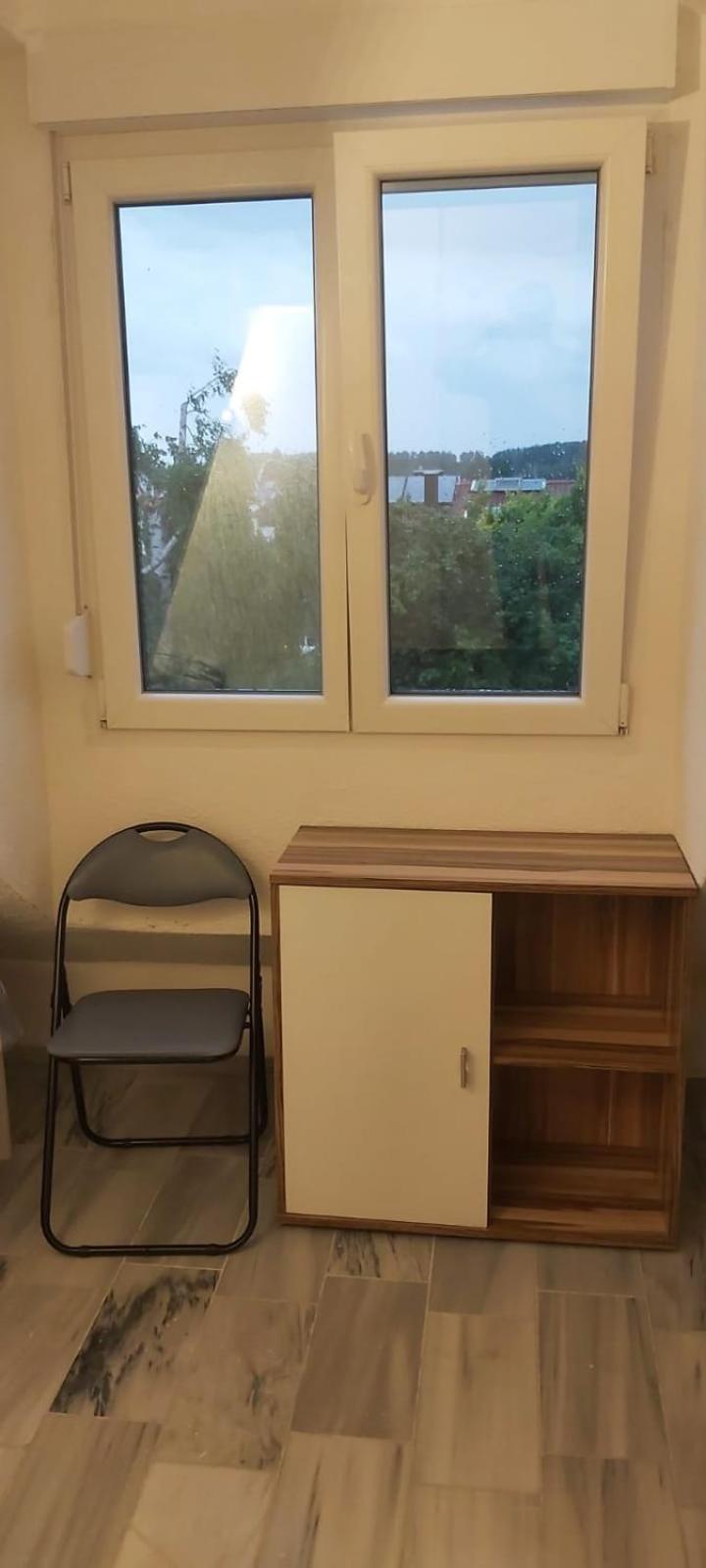 Habitación en casa particular Prince, Auch Für Langfristige Vermietung, Nehe Ingolstadt *