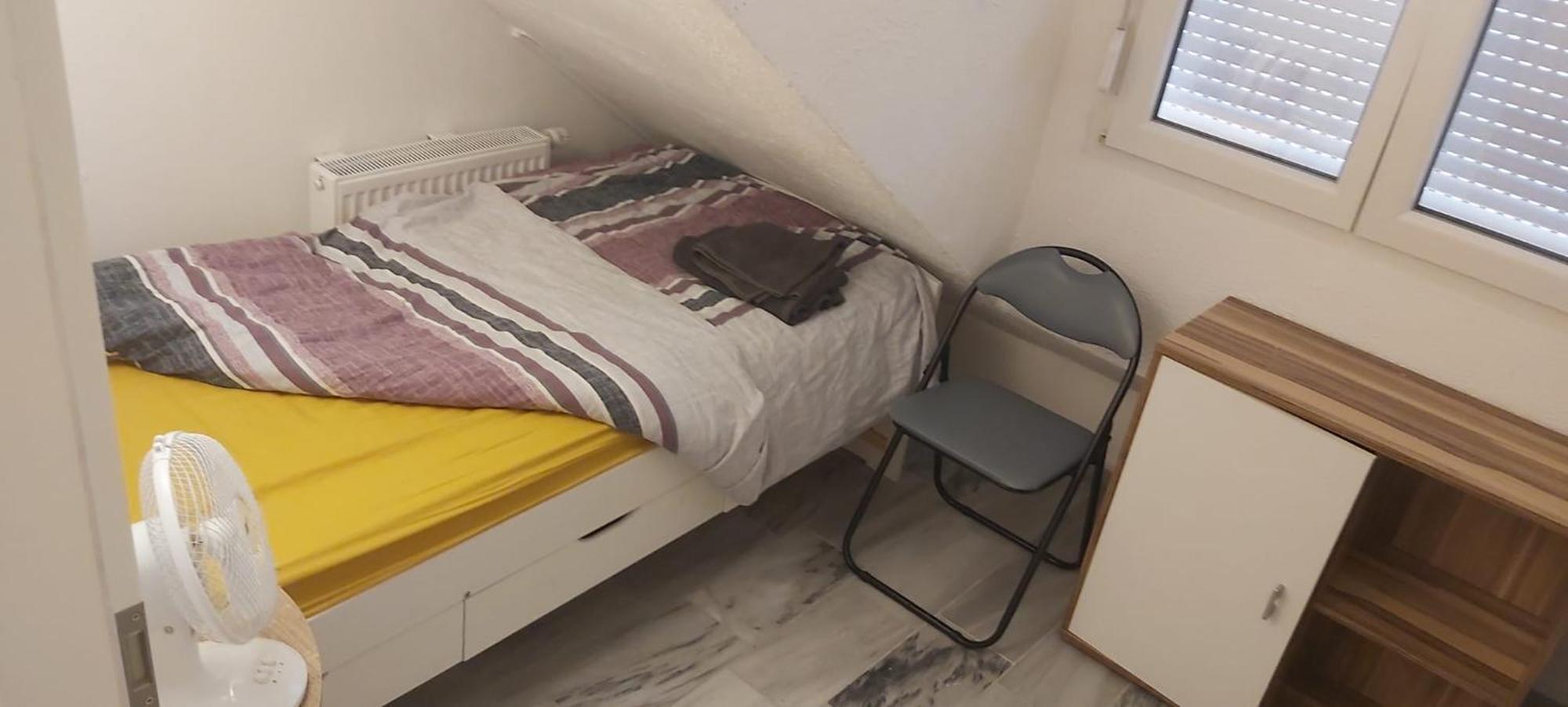 Prince, Nur Fuer Handwerker Auch Langfristig, Naehe Ingolstadt Séjour chez l'habitant *