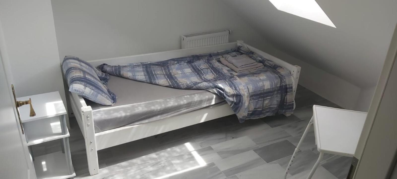 Prince, Nur Fuer Handwerker Auch Langfristig, Naehe Ingolstadt Homestay