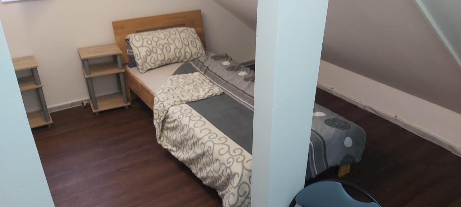 Prince, Nur Fuer Handwerker Auch Langfristig, Naehe Ingolstadt Homestay *